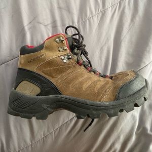 Ozark Trail Putty 2 waterproof Hiking Boot Men’s Size 10
